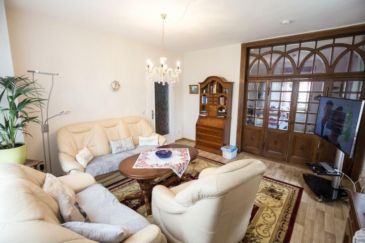 Ferienwohnung Sabine Schmalkalden Ngoại thất bức ảnh